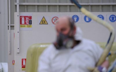 Comment doit-on stocker les matériels dangereux ?